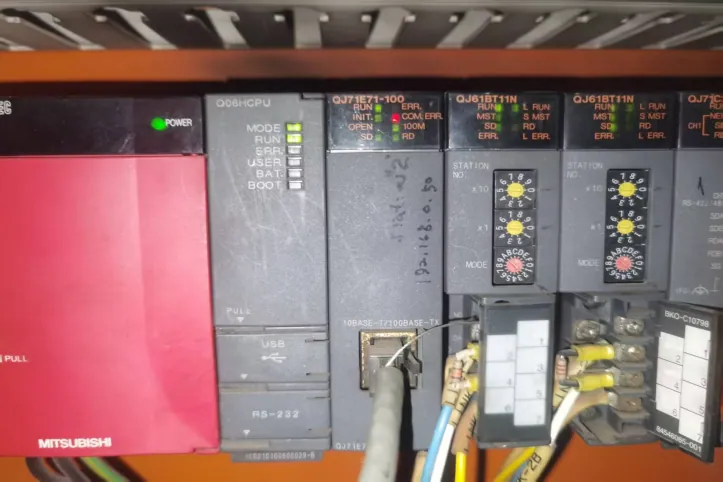 汽车零部件生产数据 PLC 采集与上位机展示方案